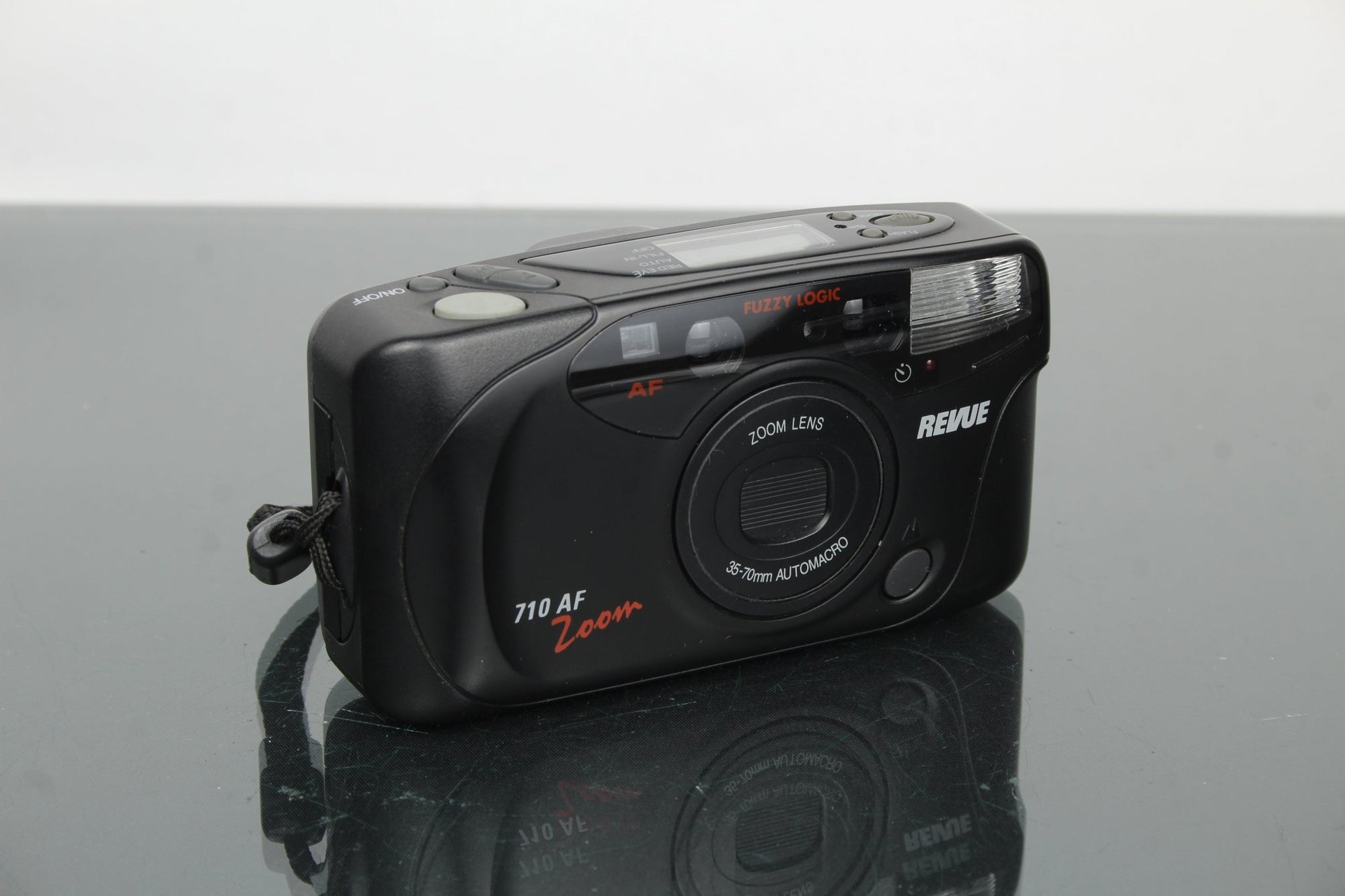 Revue 710 AF Zoom - Dutch|Thrift