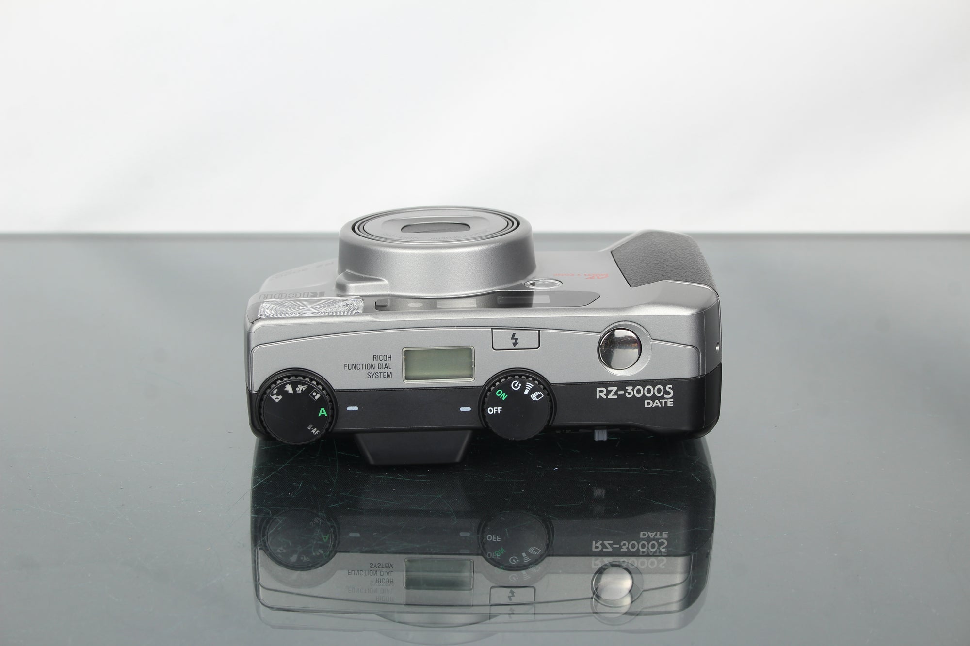 Ricoh RZ-3000S Päivämäärä