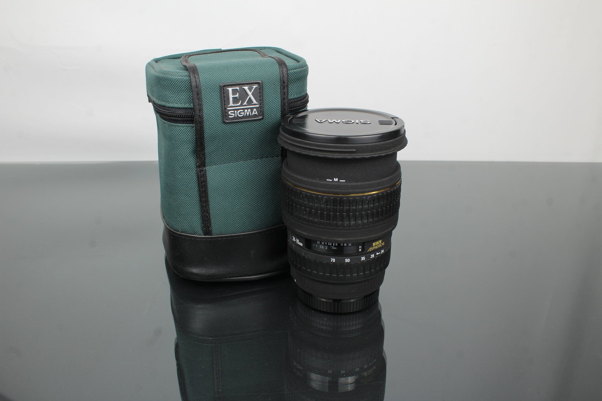 Sigma zoom EX DG 24-70mm 1:2.8 Canon EF kiinnitys