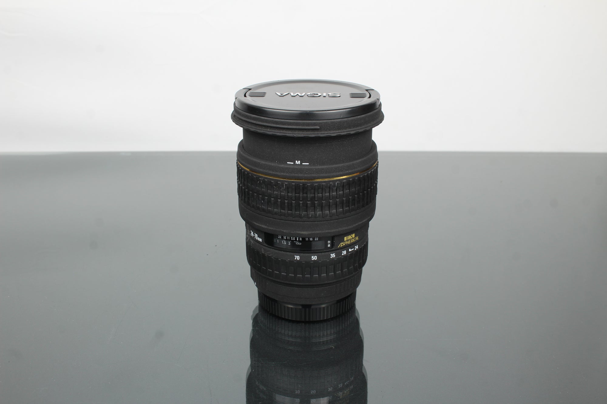 Sigma zoom EX DG 24-70mm 1:2.8 Canon EF kiinnitys
