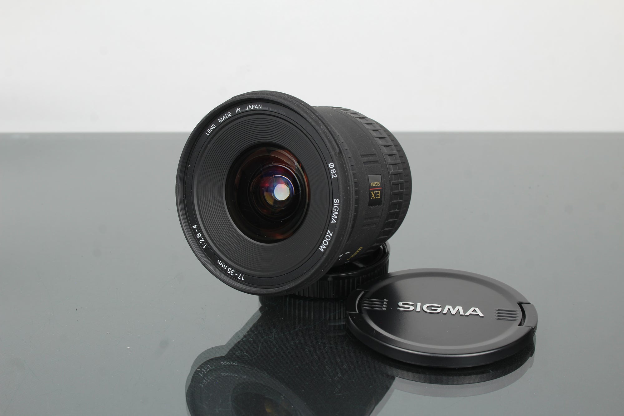 Sigma EX HSM 17-35mm 1:2.8-4 Canon EF -kiinnitys