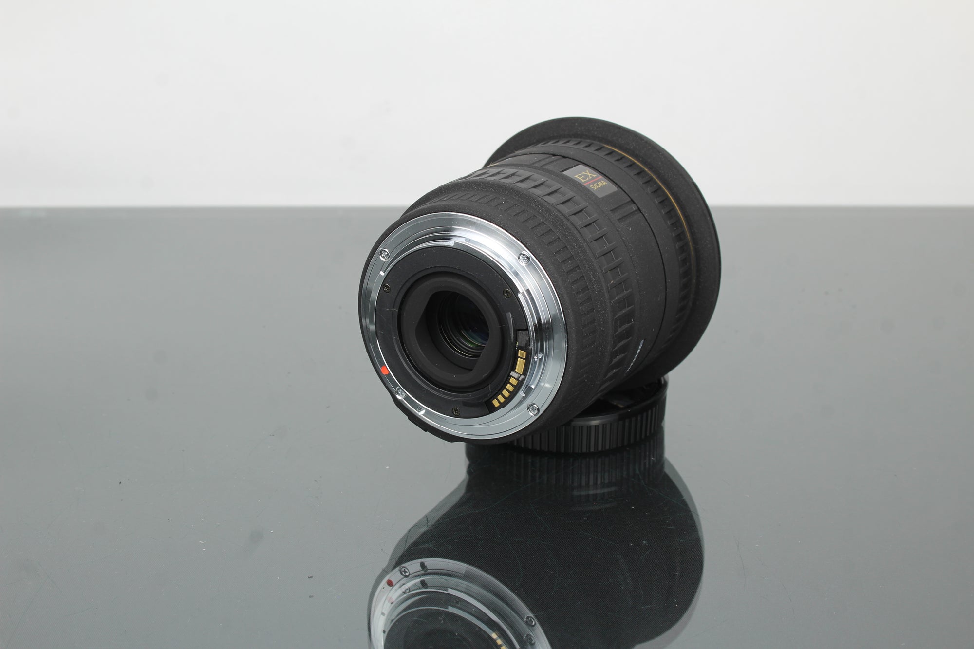 Sigma EX HSM 17-35mm 1:2.8-4 Canon EF -kiinnitys