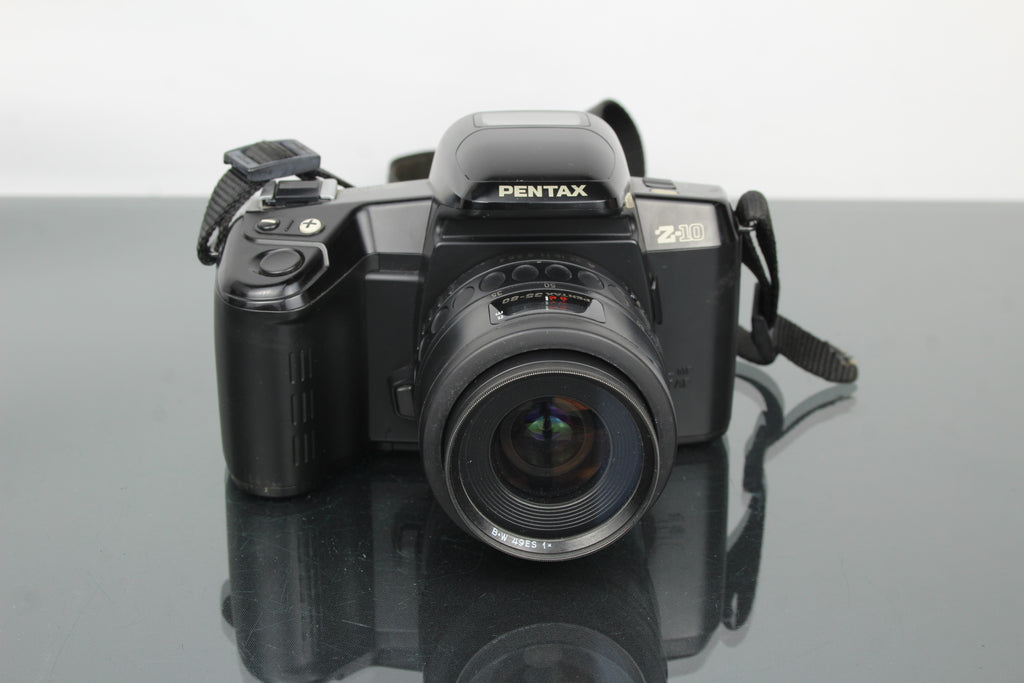 Pentax Z-10 + 1:4-5.6 35-80mm objektiivi