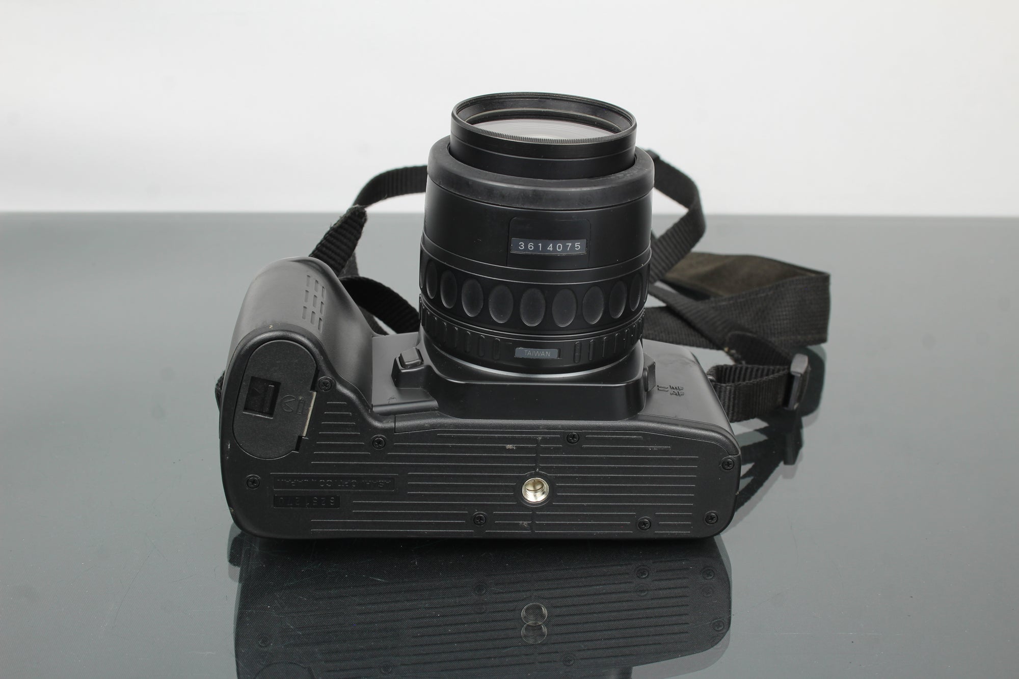 Pentax Z-10 + 1:4-5.6 35-80mm objektiivi