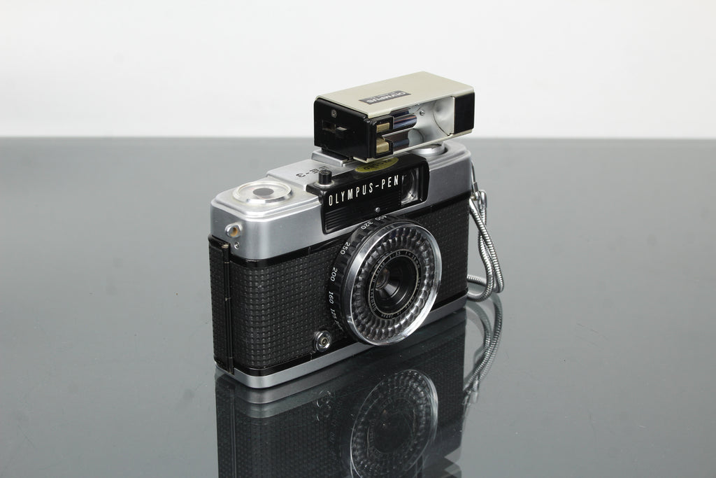 Olympus pen EE-3 Puolikehys
