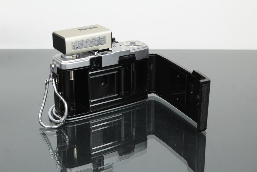 Olympus pen EE-3 Puolikehys
