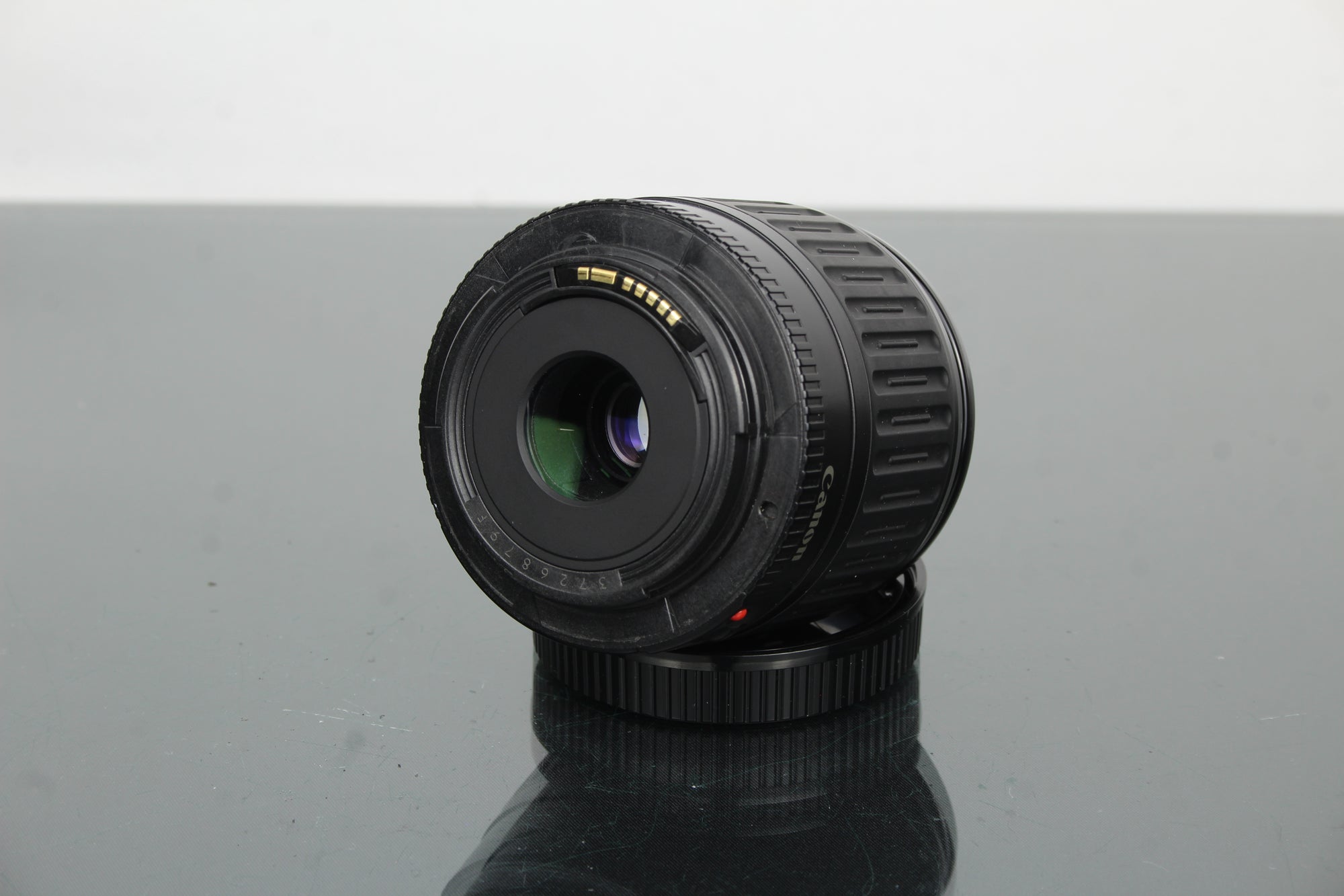 Canon Zoom-objektiivi EF 35-80mm 1:4-5.6 + Canon EF -kiinnitys