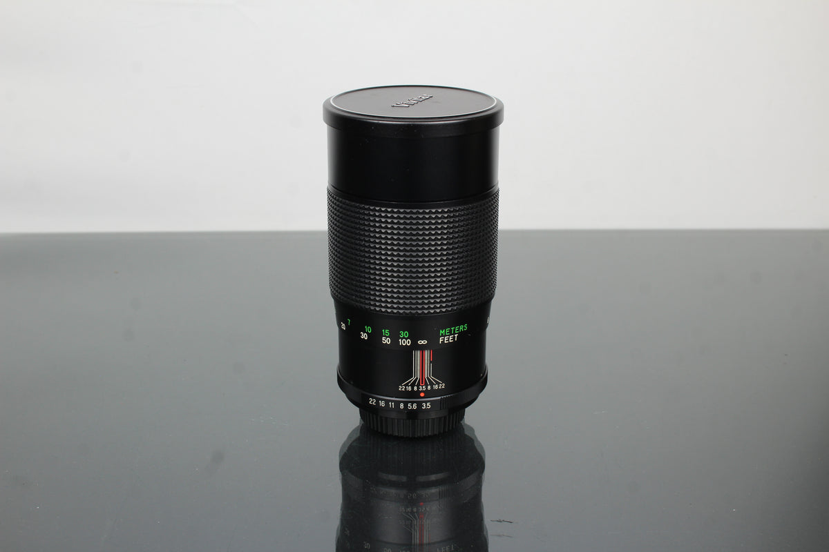 Vivitar Auto Telephoto 200MM 1:3.5 M42 Kiinnitys