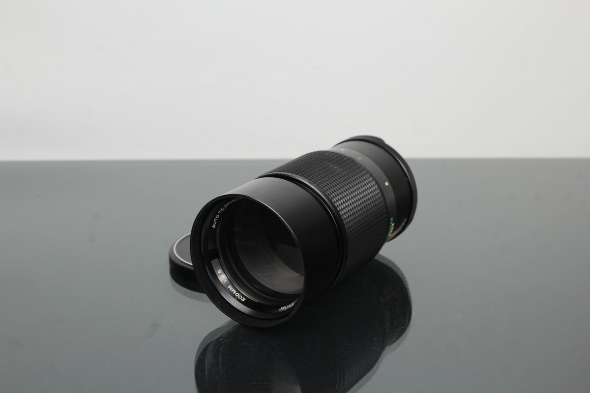 Vivitar Auto Telephoto 200MM 1:3.5 M42 Kiinnitys