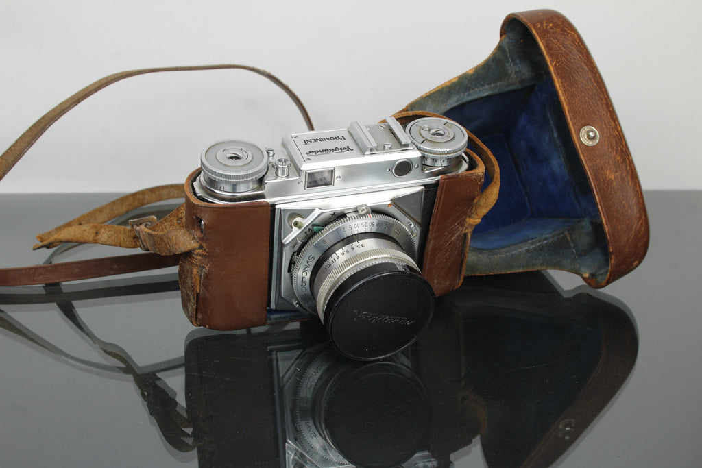 Voigtlander Prominent + 50mm f/1.5 Nokton -objektiivi
