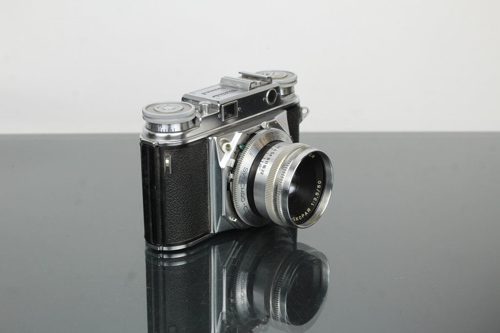 Voigtlander Prominent + 50mm f/1.5 Nokton -objektiivi