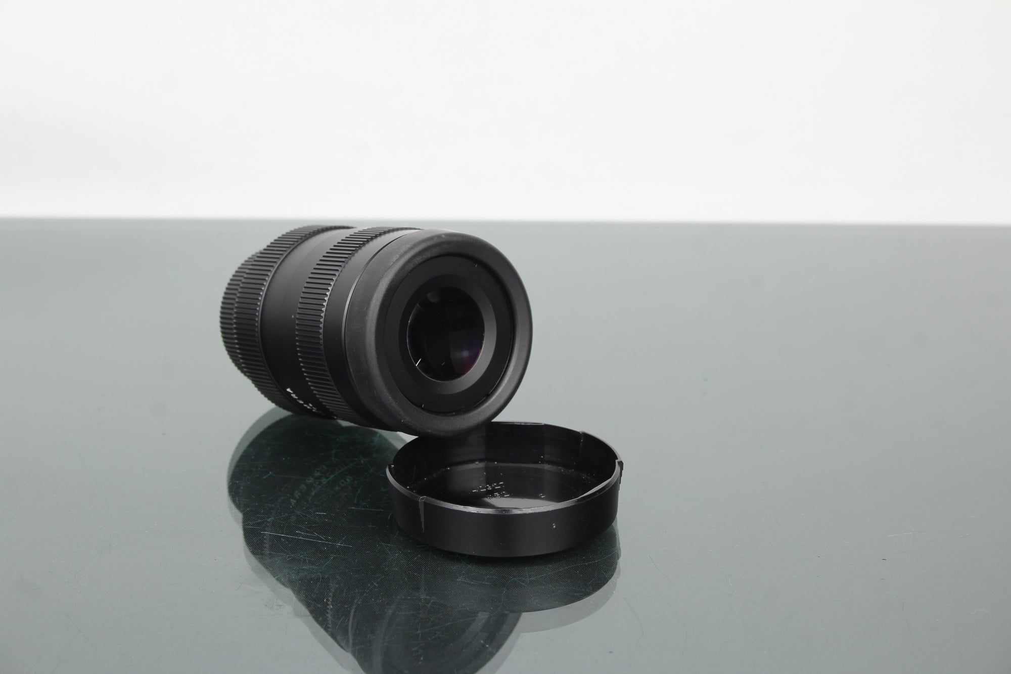 Leica T77 32X WW / T62: 26X WW SILMÄLÄPPÄ Televid 77:lle tai 62:lle