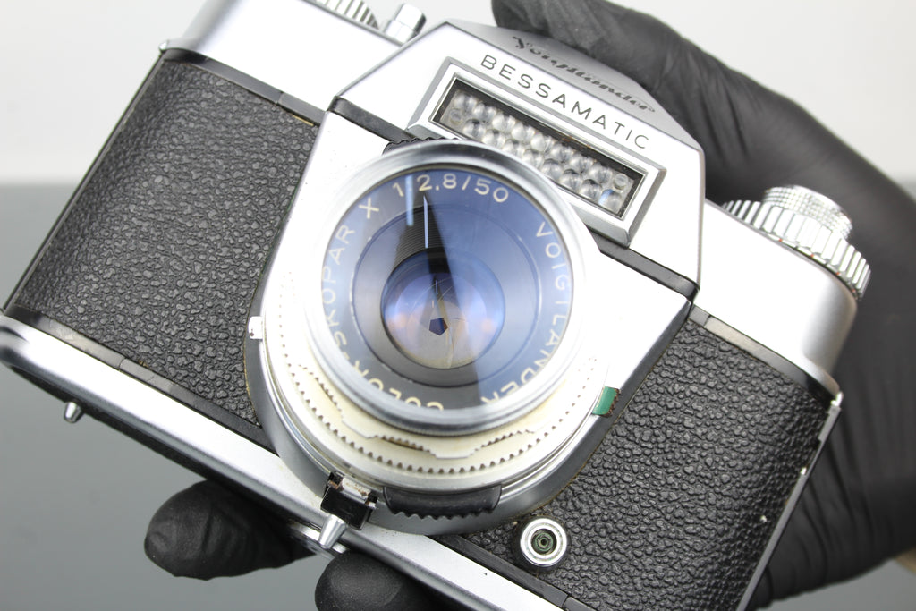 Voigtländer Bessamatic + 50mm f/2.8 Color-Skopar objektiivi