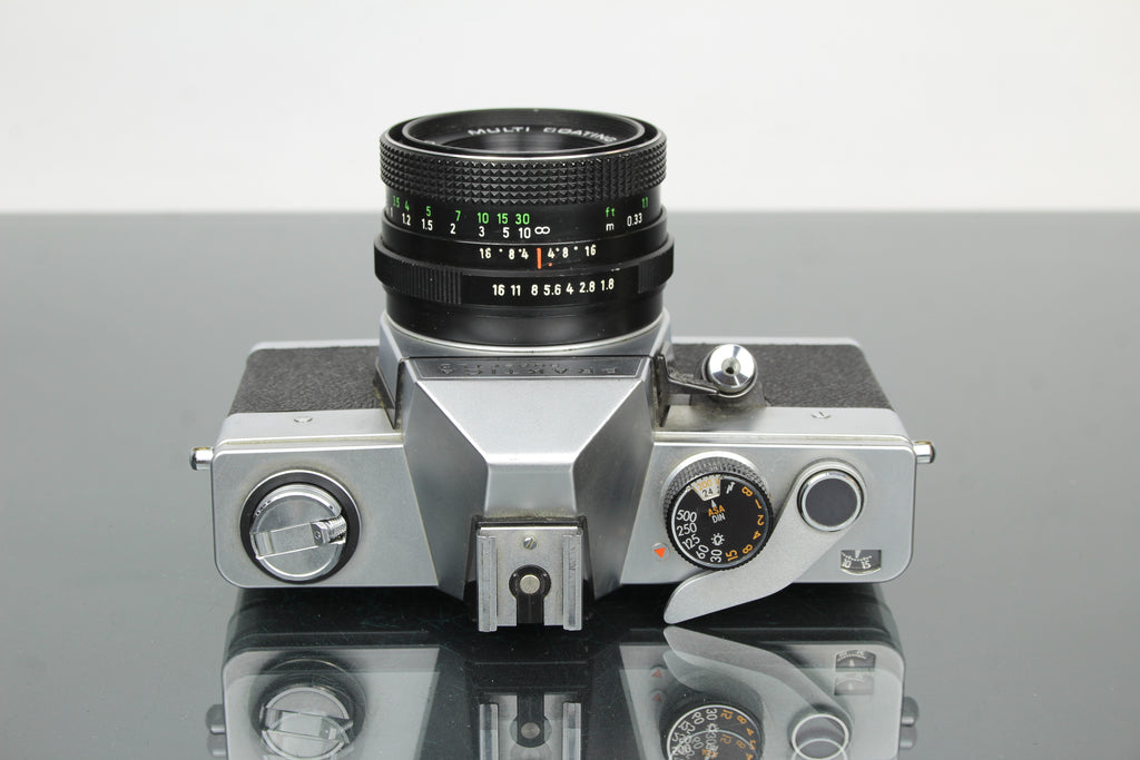 <tc>Praktica</tc> super TL2 + Pentacon sähköinen 50mm 1.8 M42 objektiivi