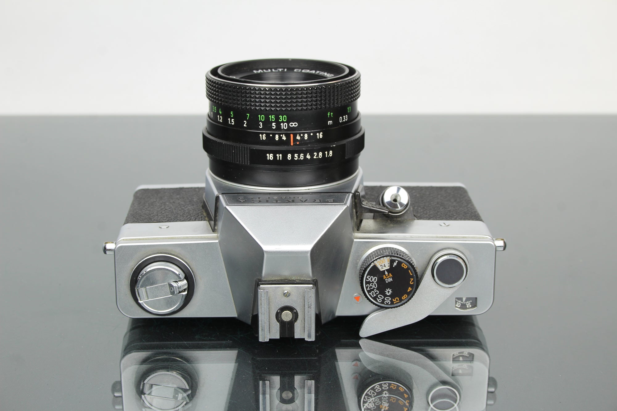 <tc>Praktica</tc> super TL2 + Pentacon sähköinen 50mm 1.8 M42 objektiivi