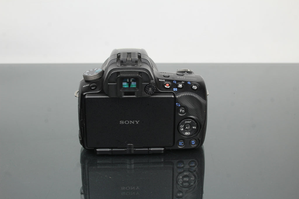 Sony SLT A33 + Sony DT 3.5-5.6/18-55 objektiivi