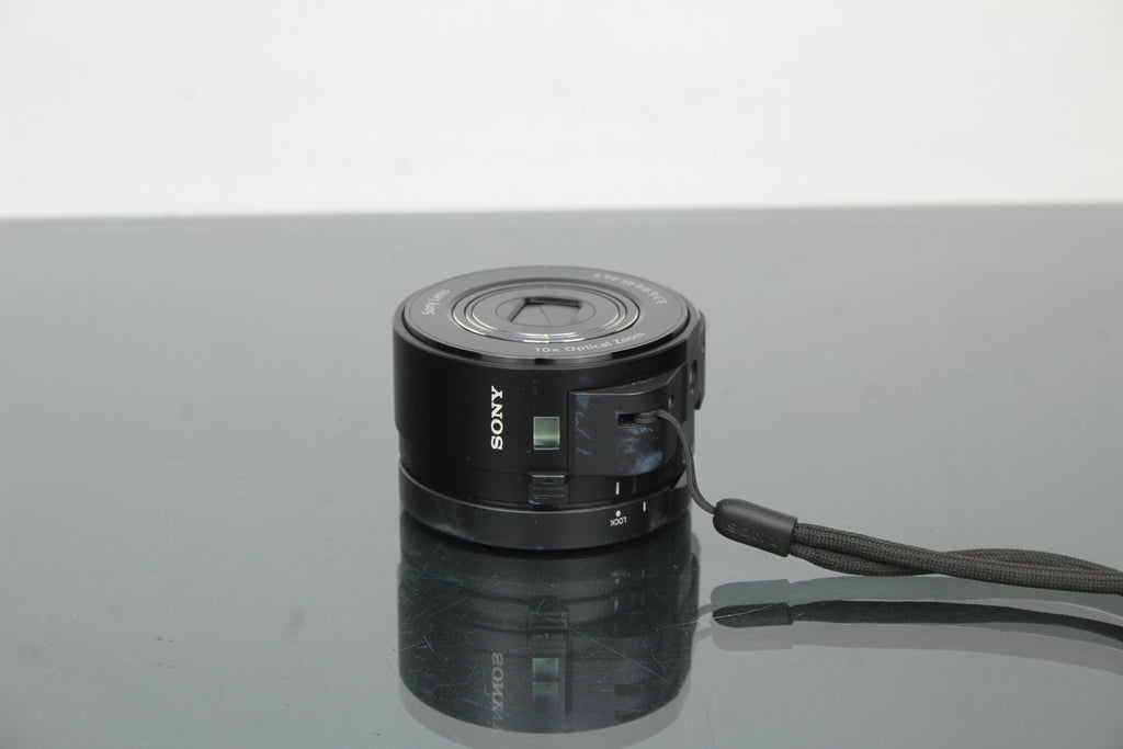 Sony DSC-QX10 Linssi G 3.3-5.6/4,45-44,5
