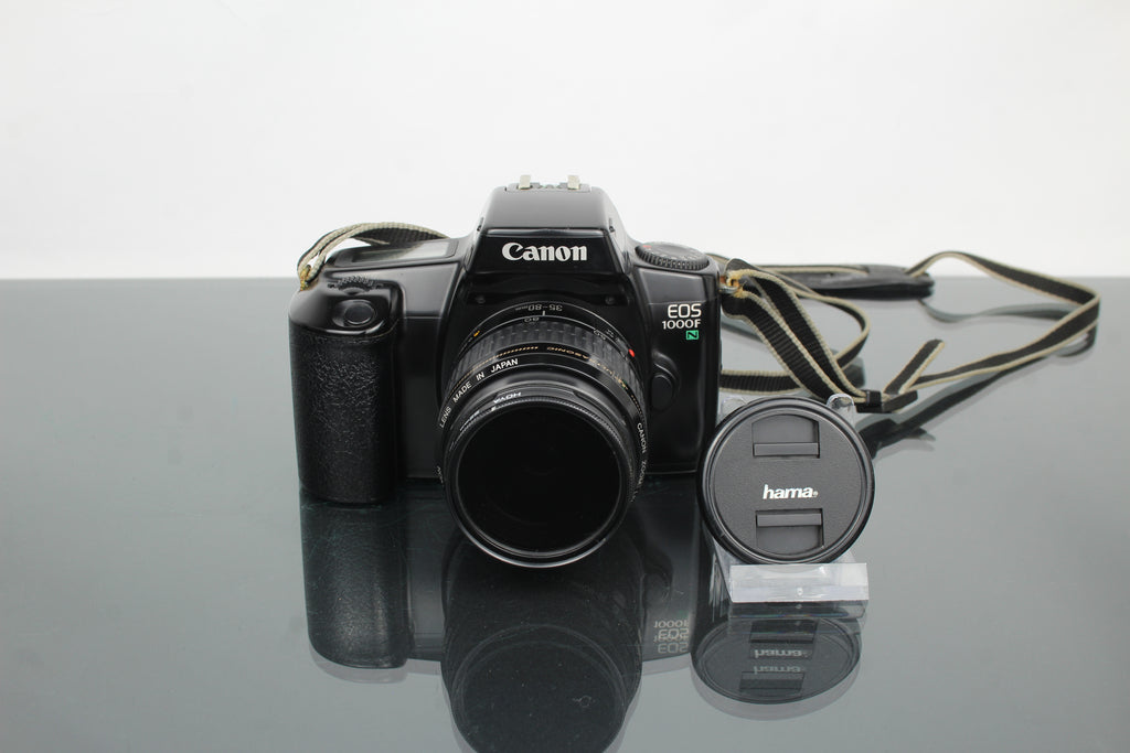 Canon EOS 1000f + 35-80mm 1:4-5.6 objektiivi