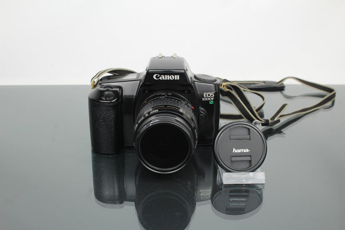 Canon EOS 1000f + 35-80mm 1:4-5.6 objektiivi