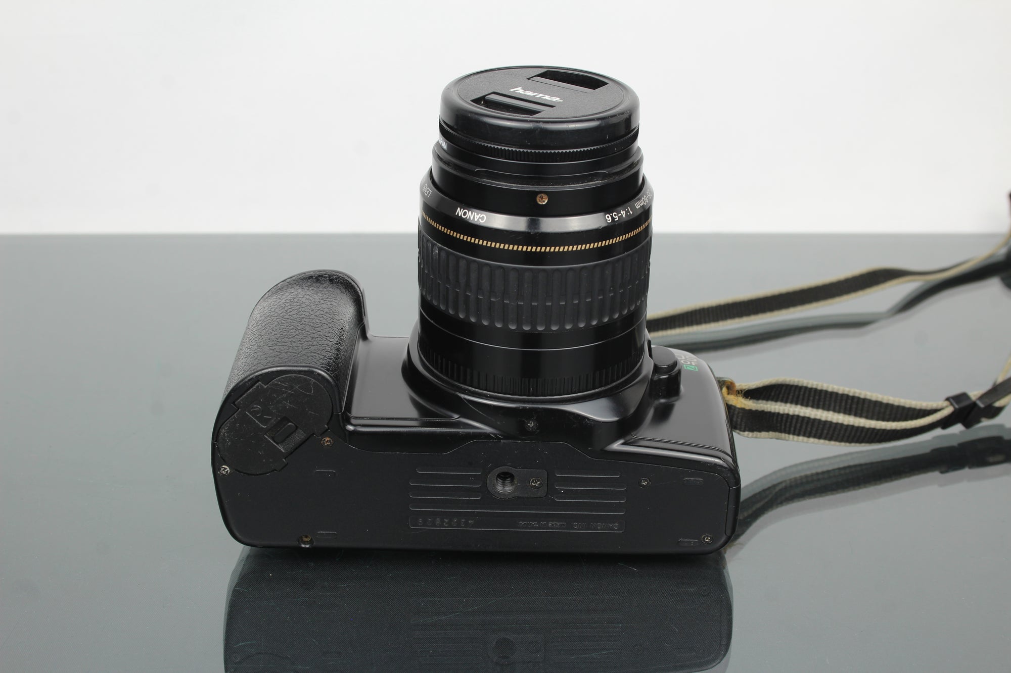Canon EOS 1000f + 35-80mm 1:4-5.6 objektiivi