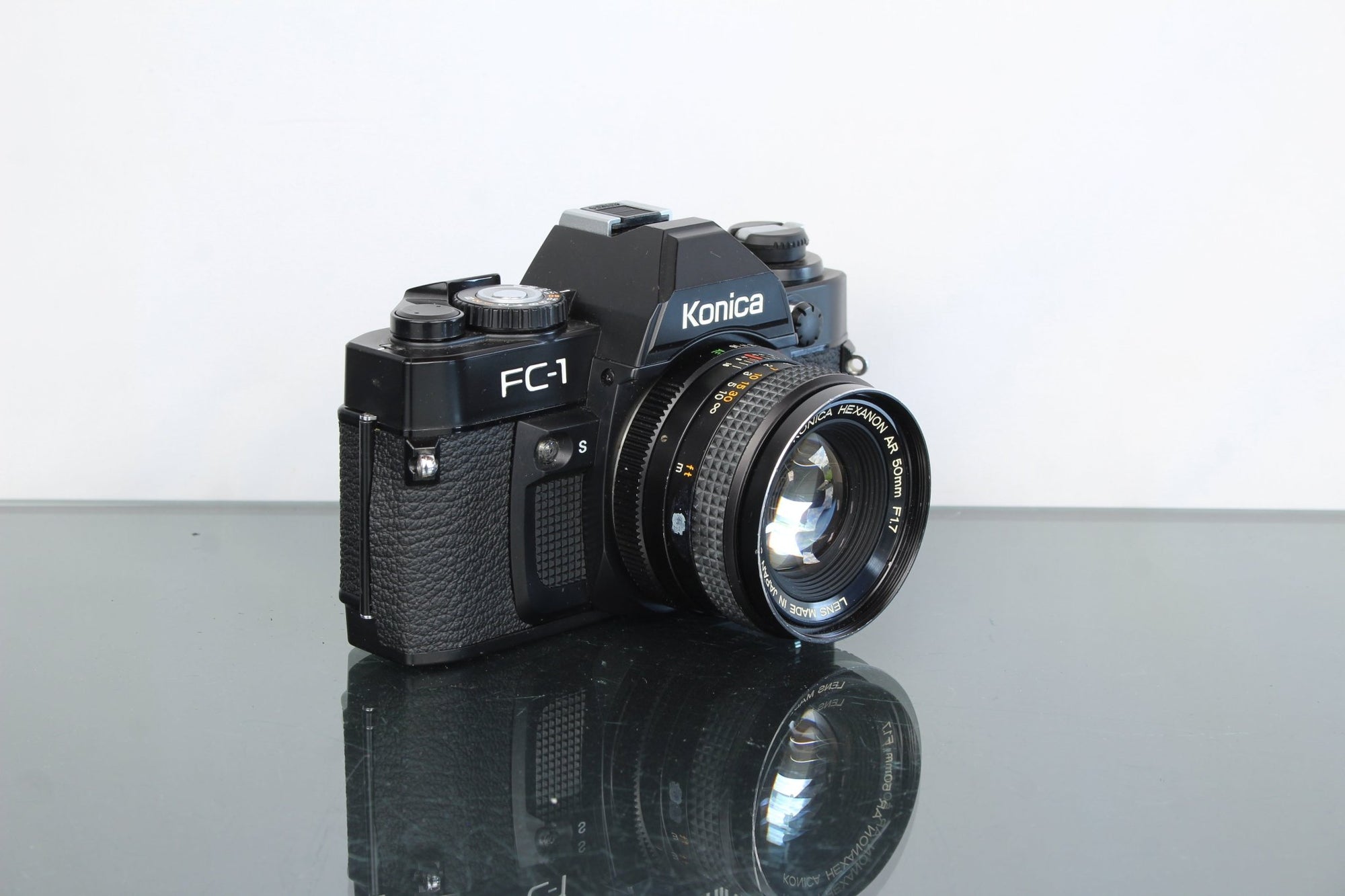 Konica FC - 1 + Konica Hexanon 50mm 1:1.7 - Dutch|Thrift