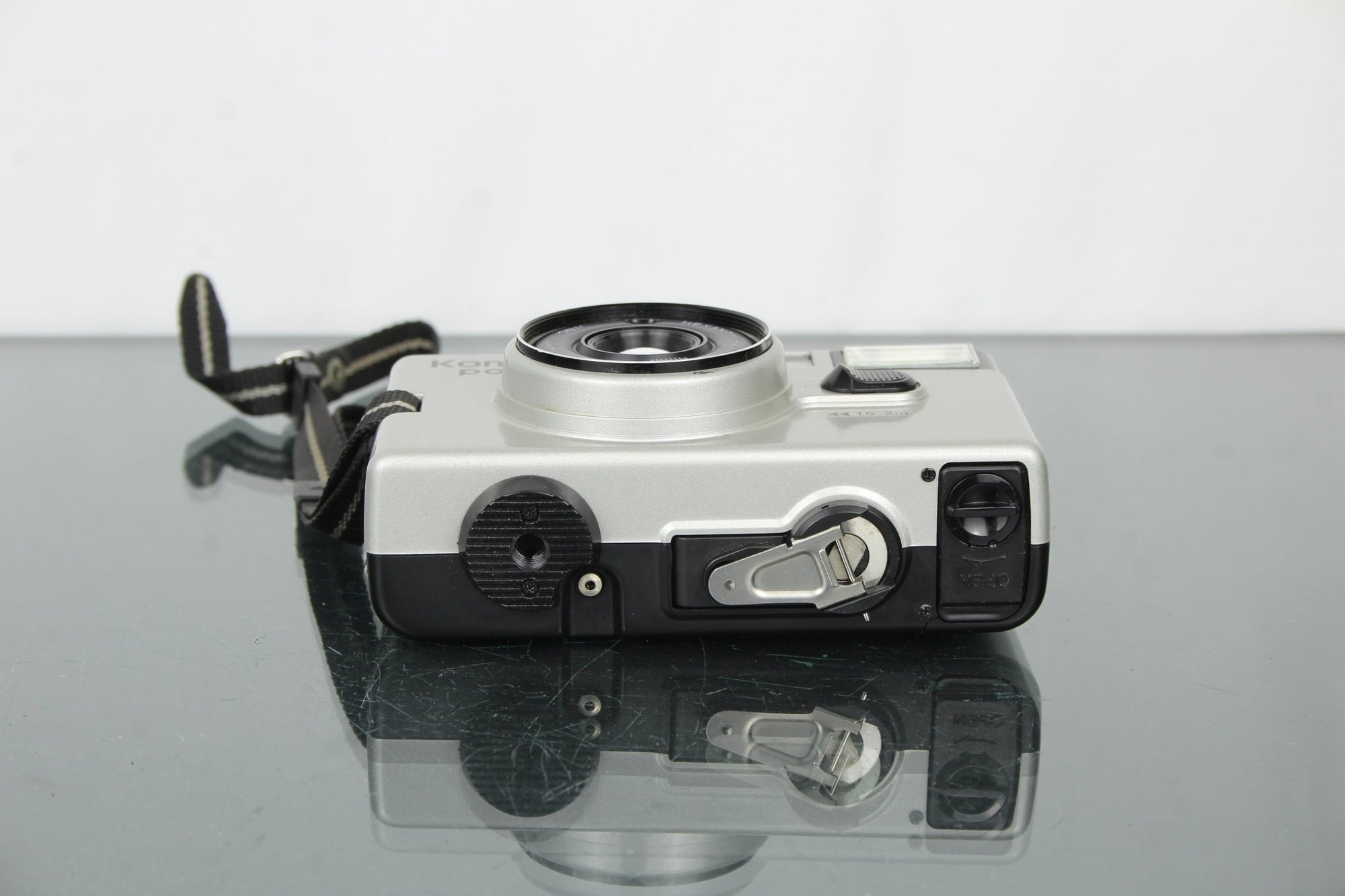 Konica Pop - Dutch|Thrift