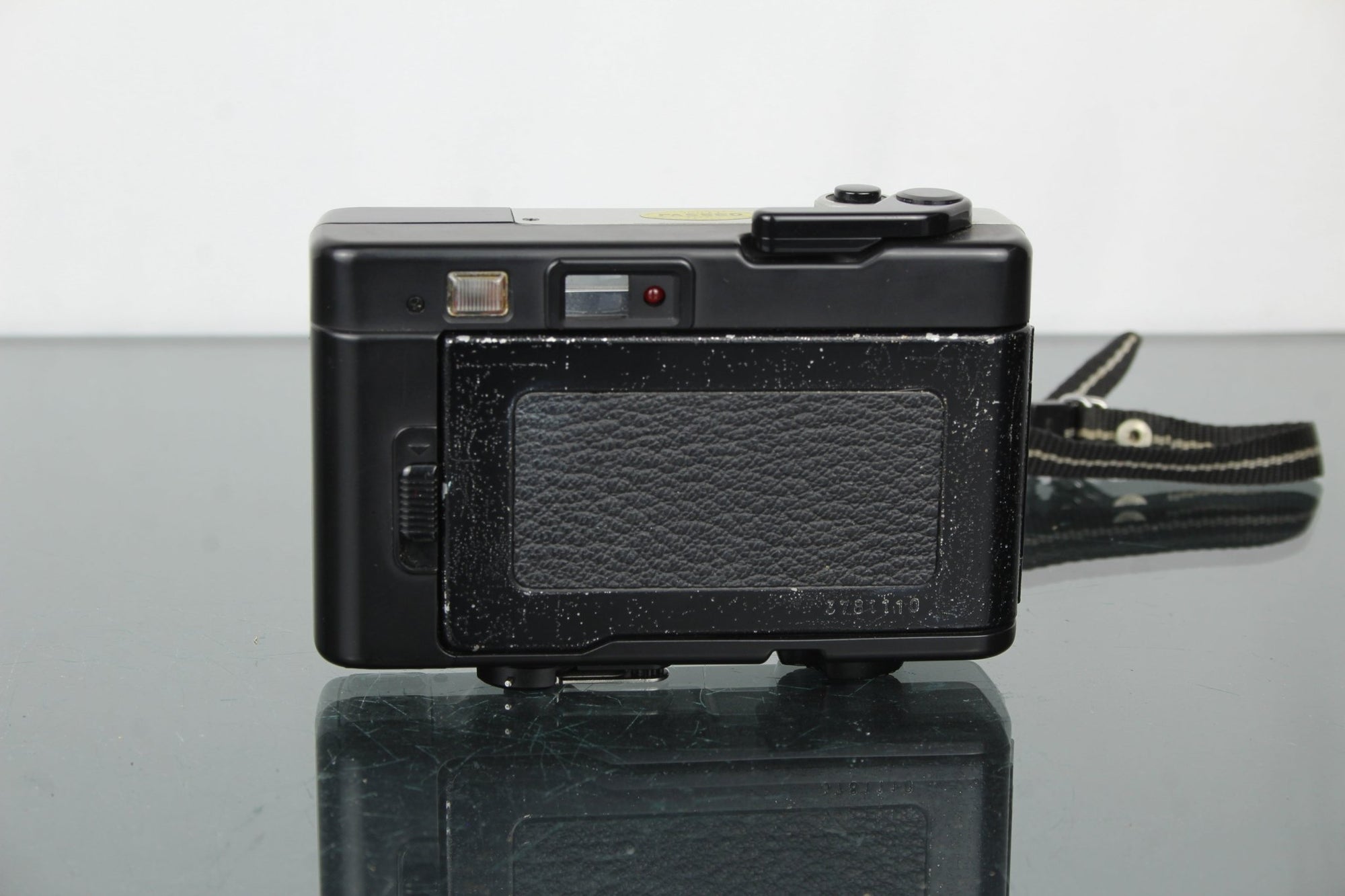 Konica Pop - Dutch|Thrift