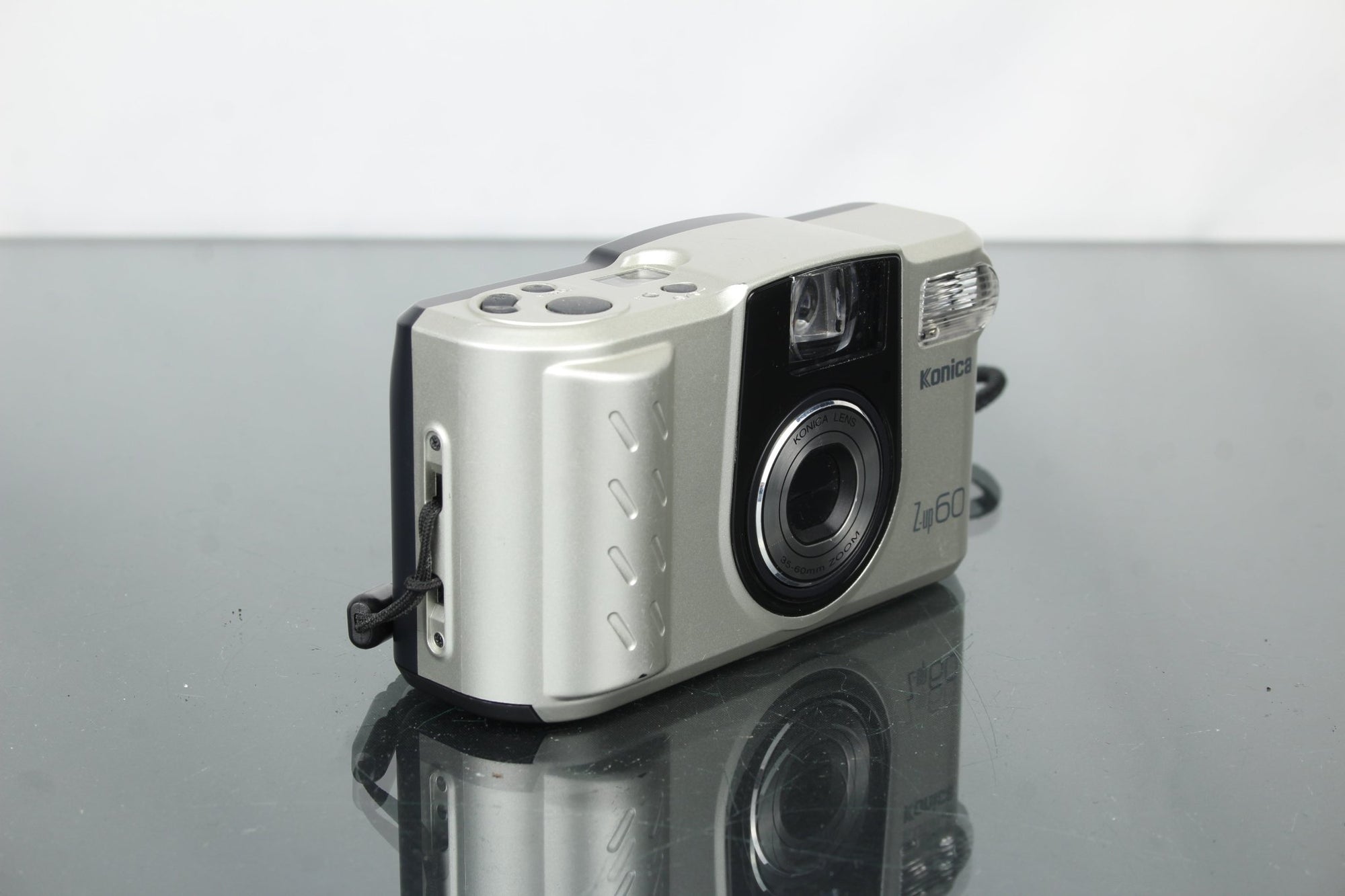 Konica Z - up 60 - Dutch|Thrift