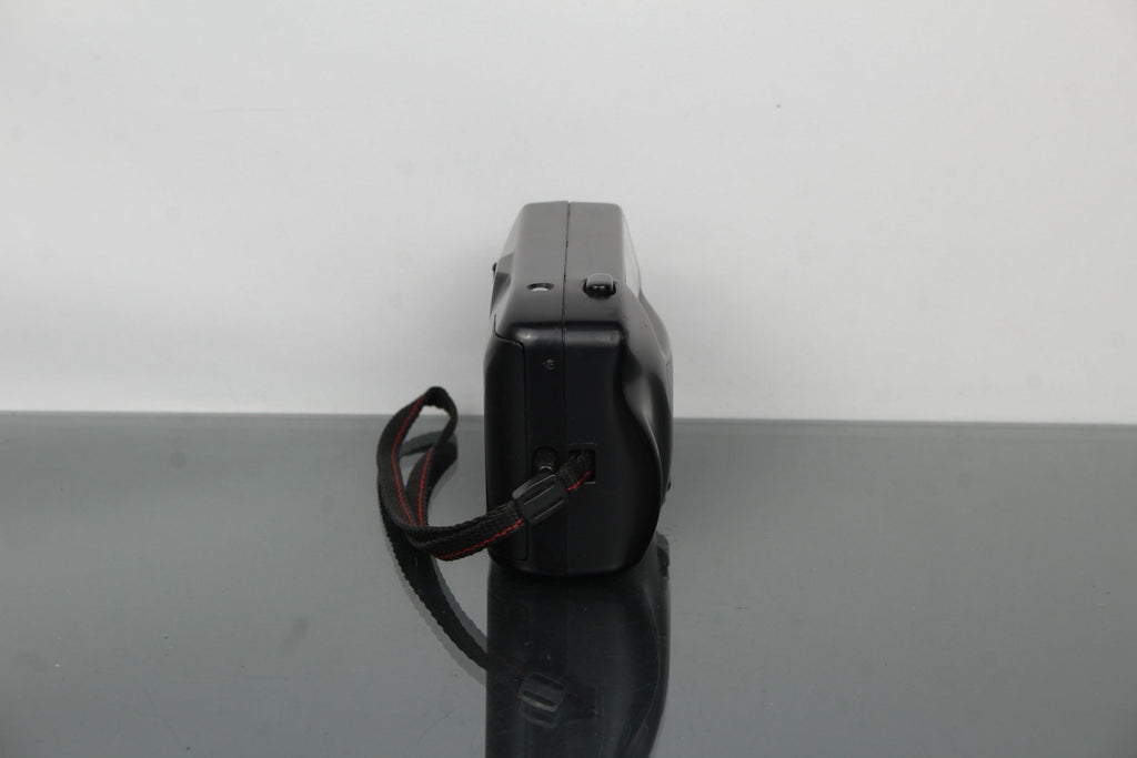 Nikon RF10 - Dutch|Thrift