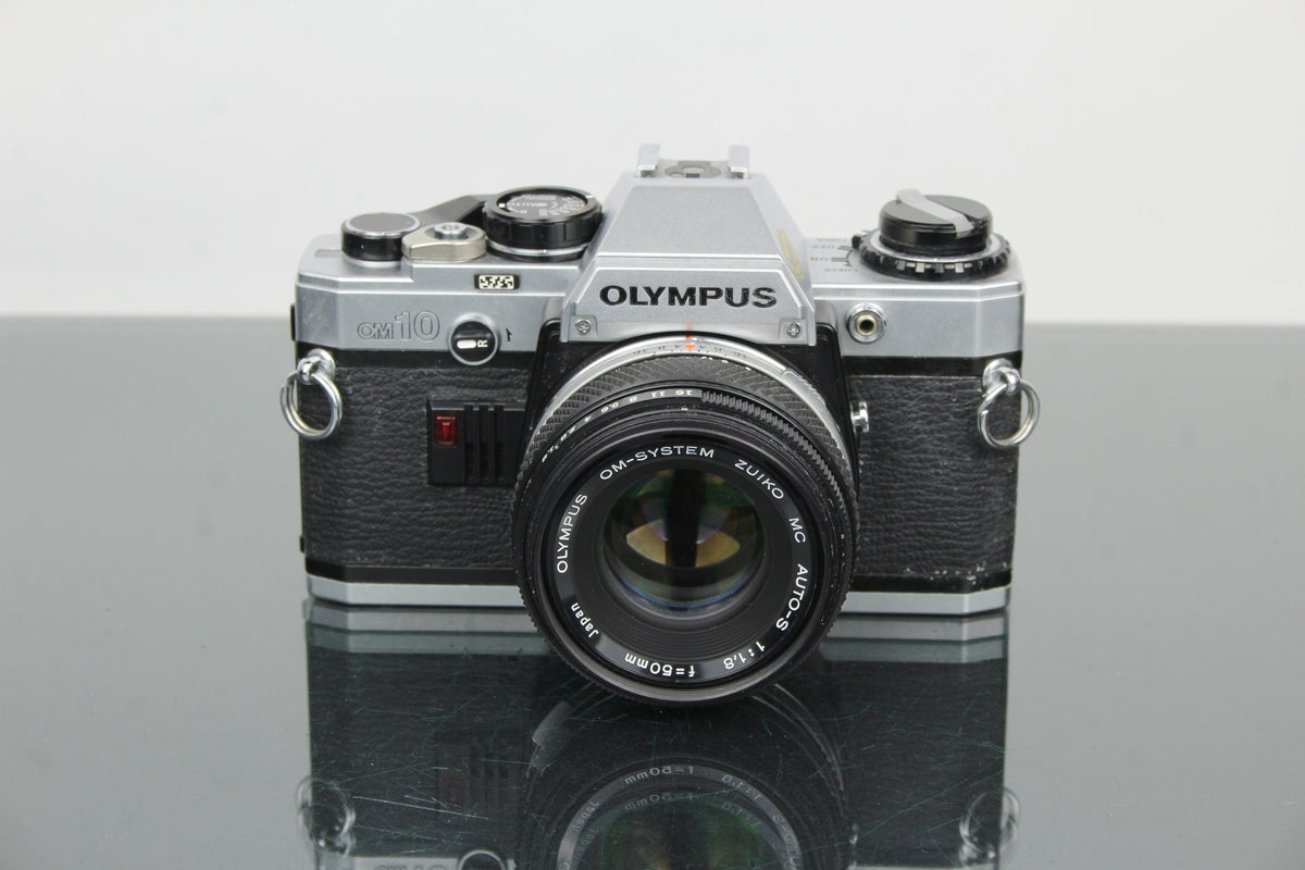 Olympus OM10 + OM Zuiko 50mm 1.8 lens - Dutch|Thrift