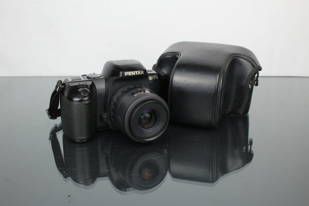 Pentax Z - 70 + SMC Pentax - F 1:4 - 5.6 35 - 80mm - Dutch|Thrift