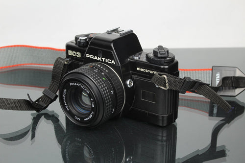 Praktica BC3 Electronic + Pentacon Prakticar 50mm 1.8 lens - Dutch|Thrift